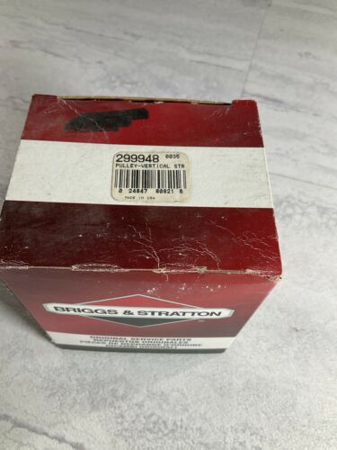 NOS Genuine OEM Briggs and Stratton 299948 Pulley-Starter (6922728112311)